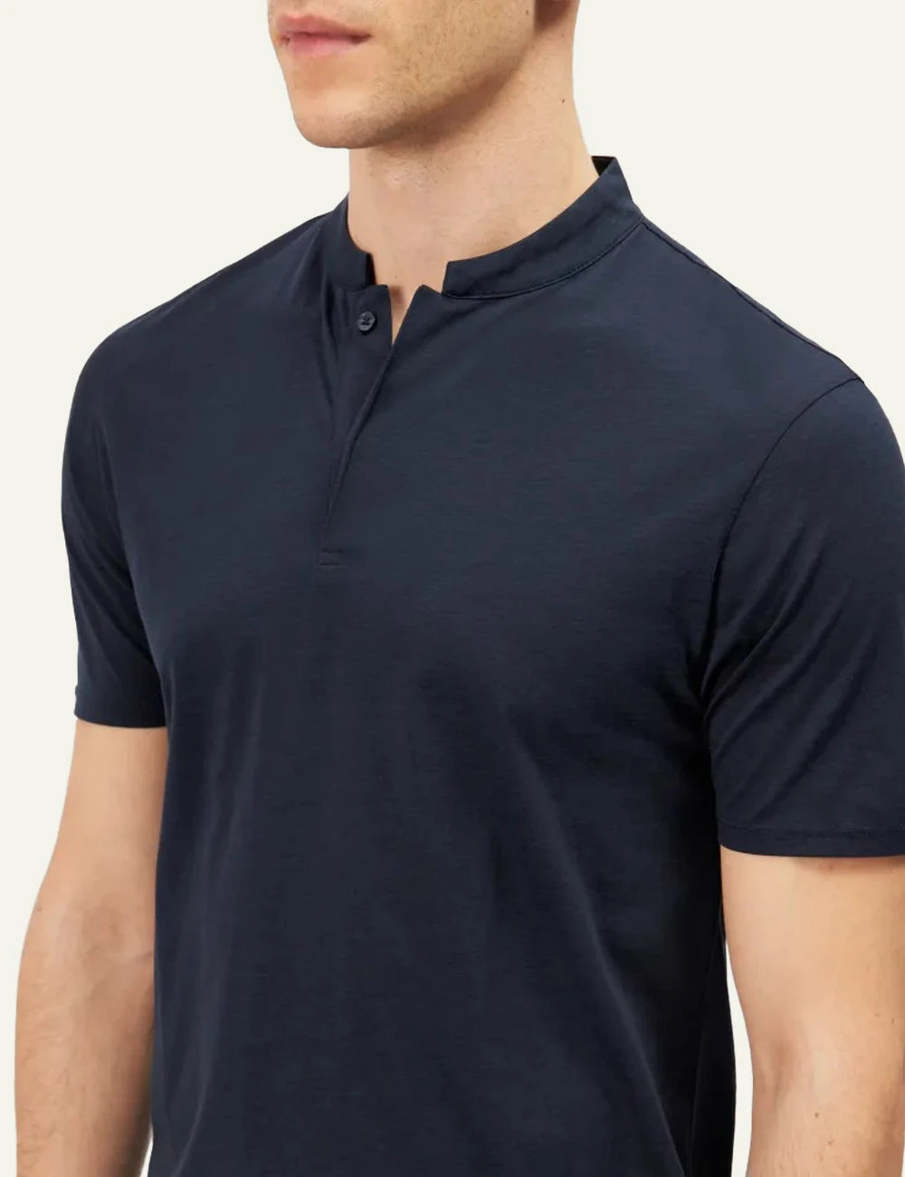 Drykorn Louis t-shirt navy stand collar short sleeve front detail view