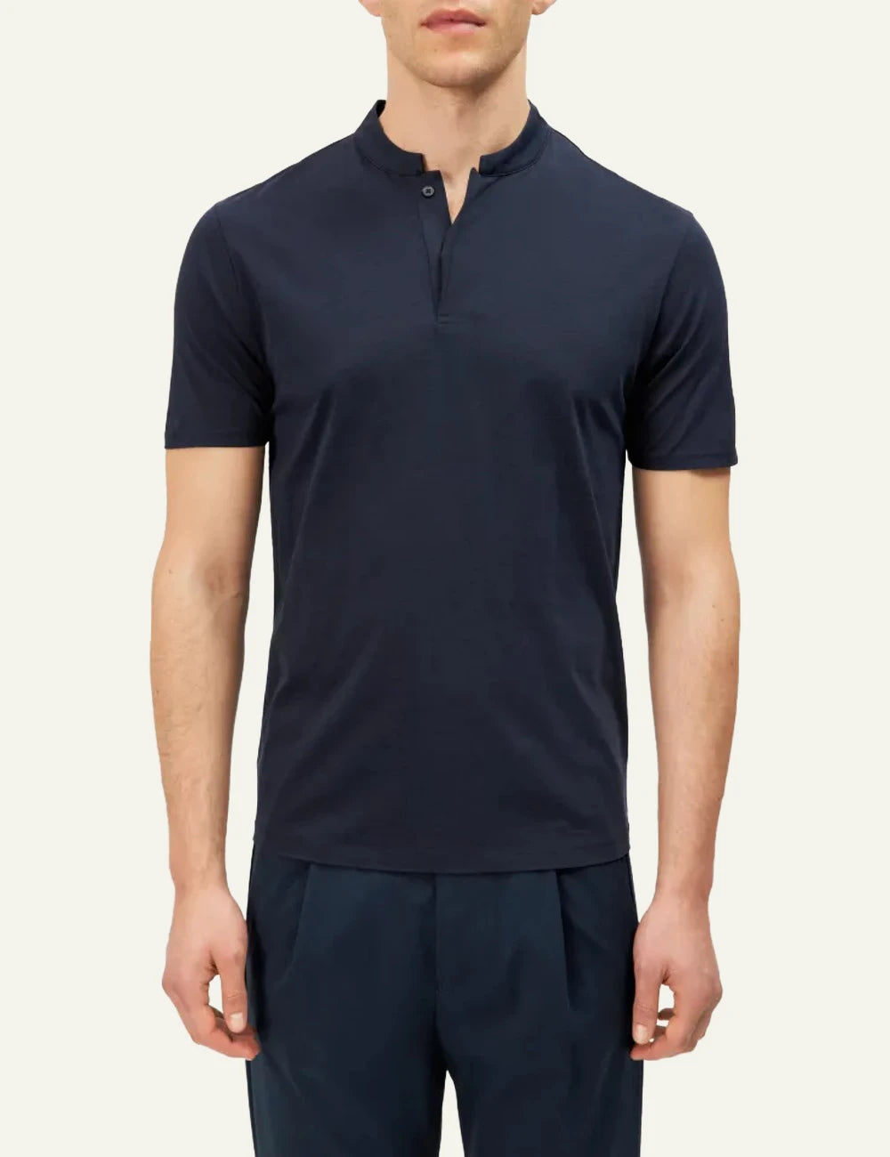 Drykorn Louis t-shirt navy stand collar short sleeve front model view
