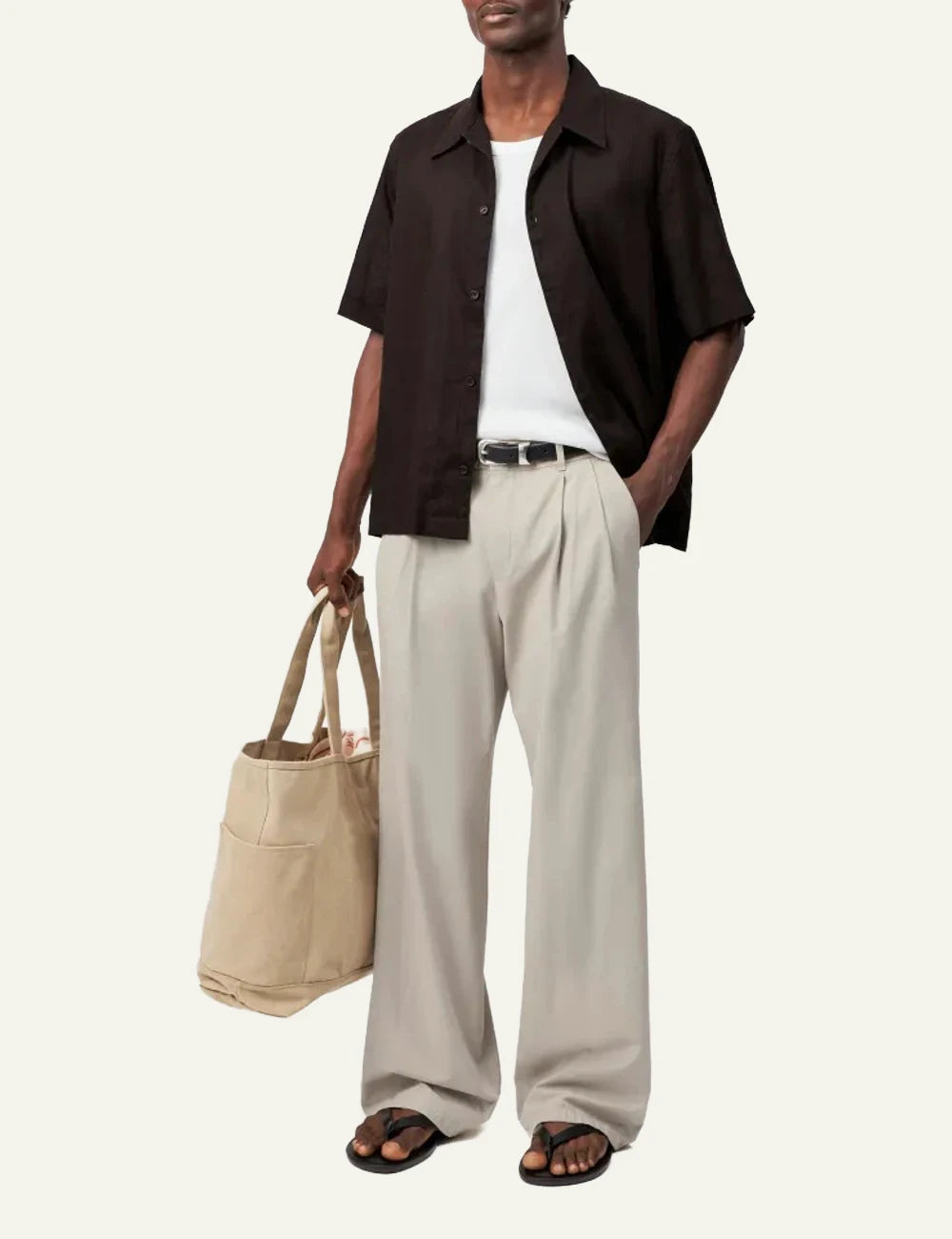 Drykorn MERYN shirt brown short sleeve linen blend Kent collar front model view