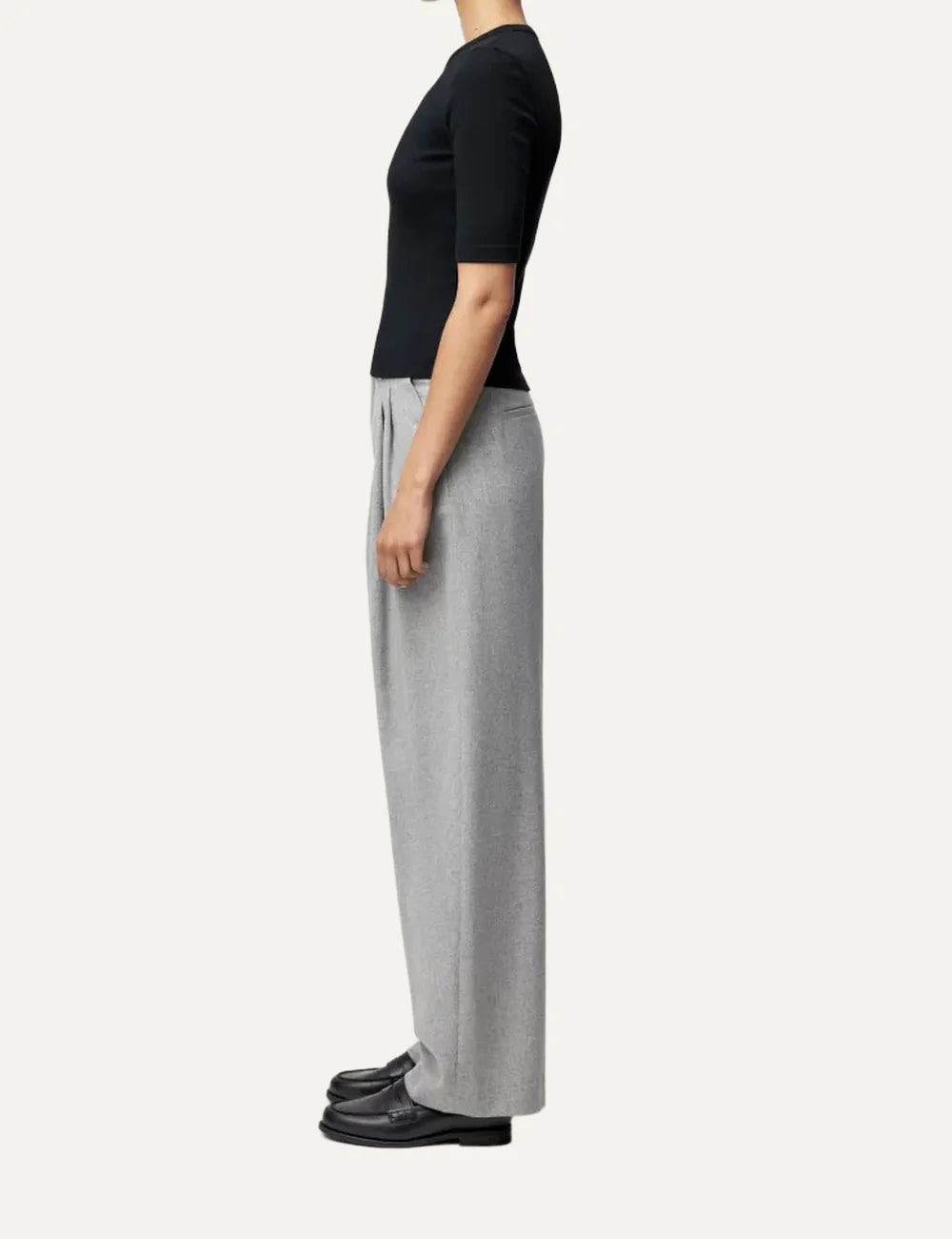 Drykorn women's black slim-fit T-shirt with a round neckline, three-quarter sleeves and fine ribbed cotton texture side