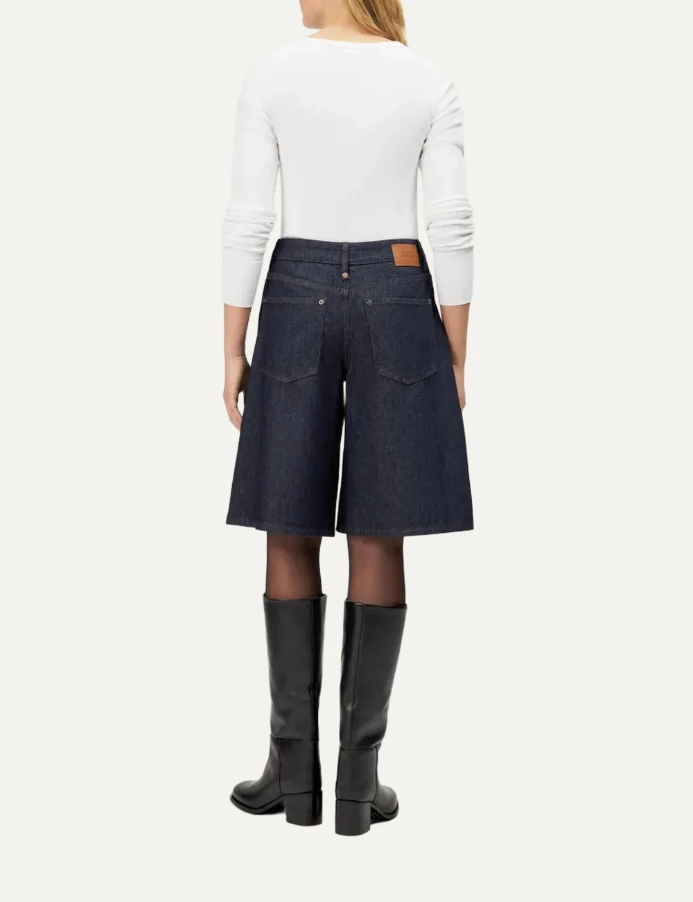 Drykorn women's dark blue denim Bermuda shorts with a relaxed fit, wide legs, mid-rise waist and five-pocket design back