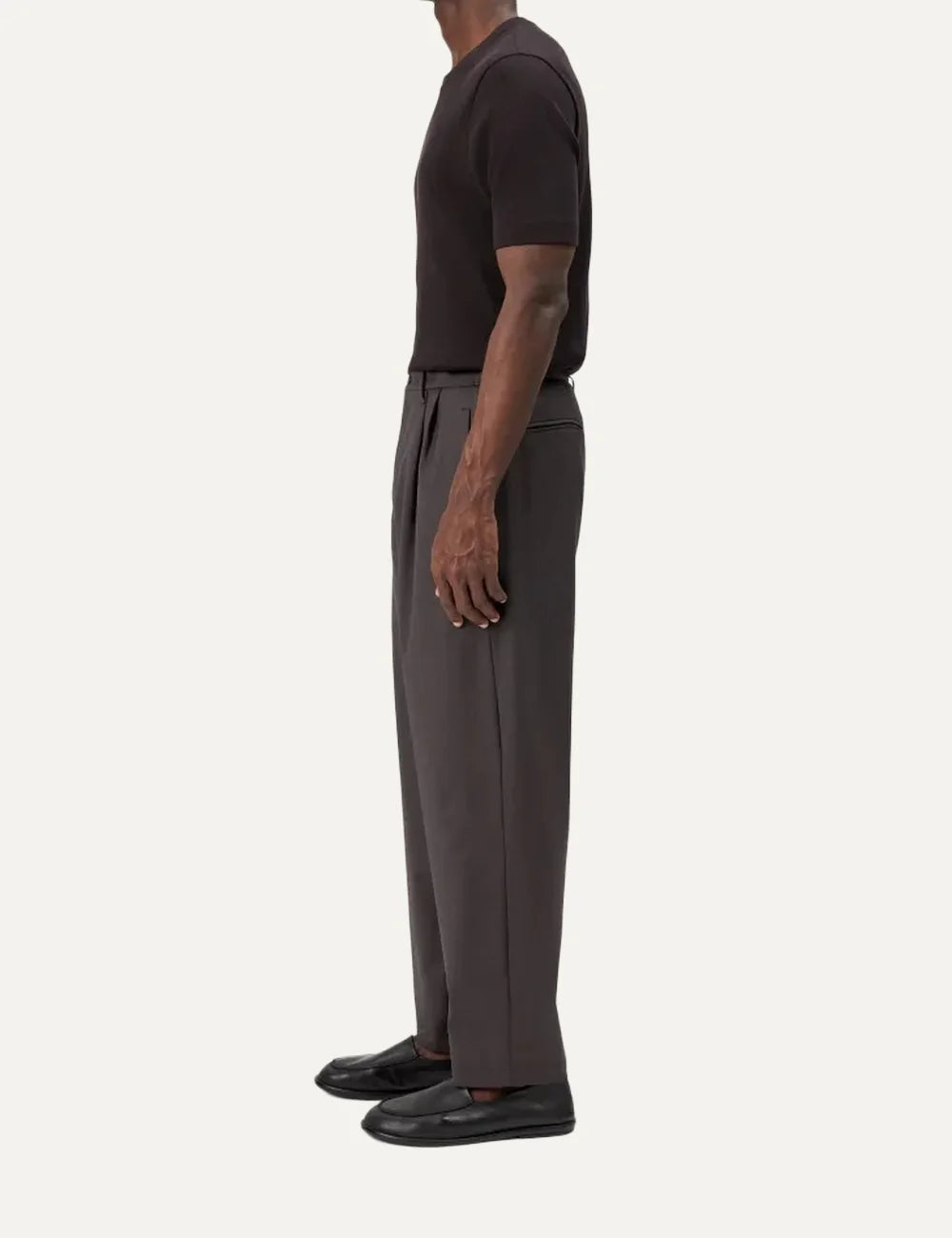Drykorn women's dark brown tailored trousers with front pleats, wide legs, belt loops and a relaxed fit side