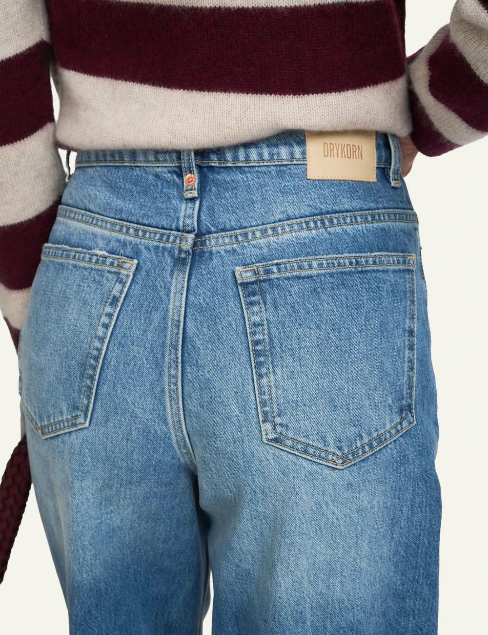 Women's DRYKORN Sear high-waist wide-leg jeans in blue denim back detail
