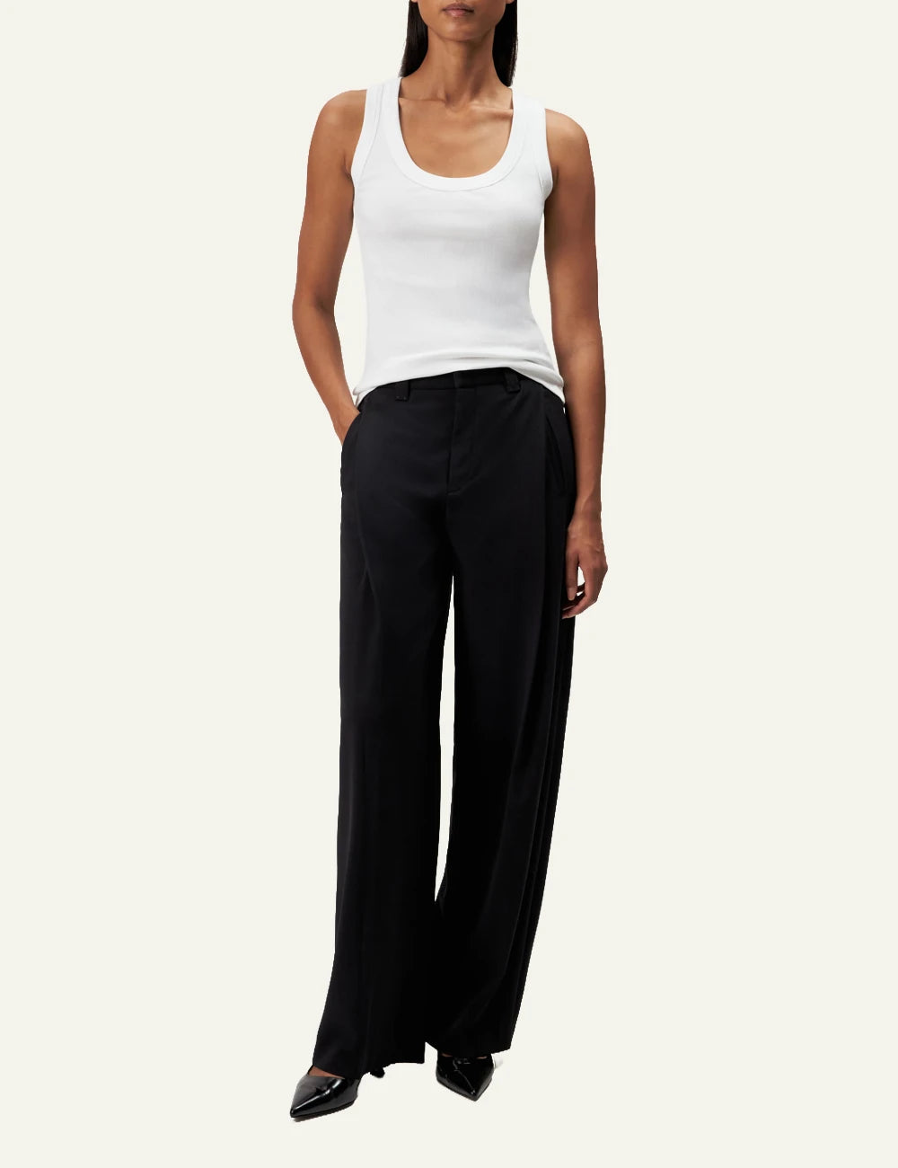 Women's DRYKORN white ribbed cotton tank top with scoop neck and slim fit full body