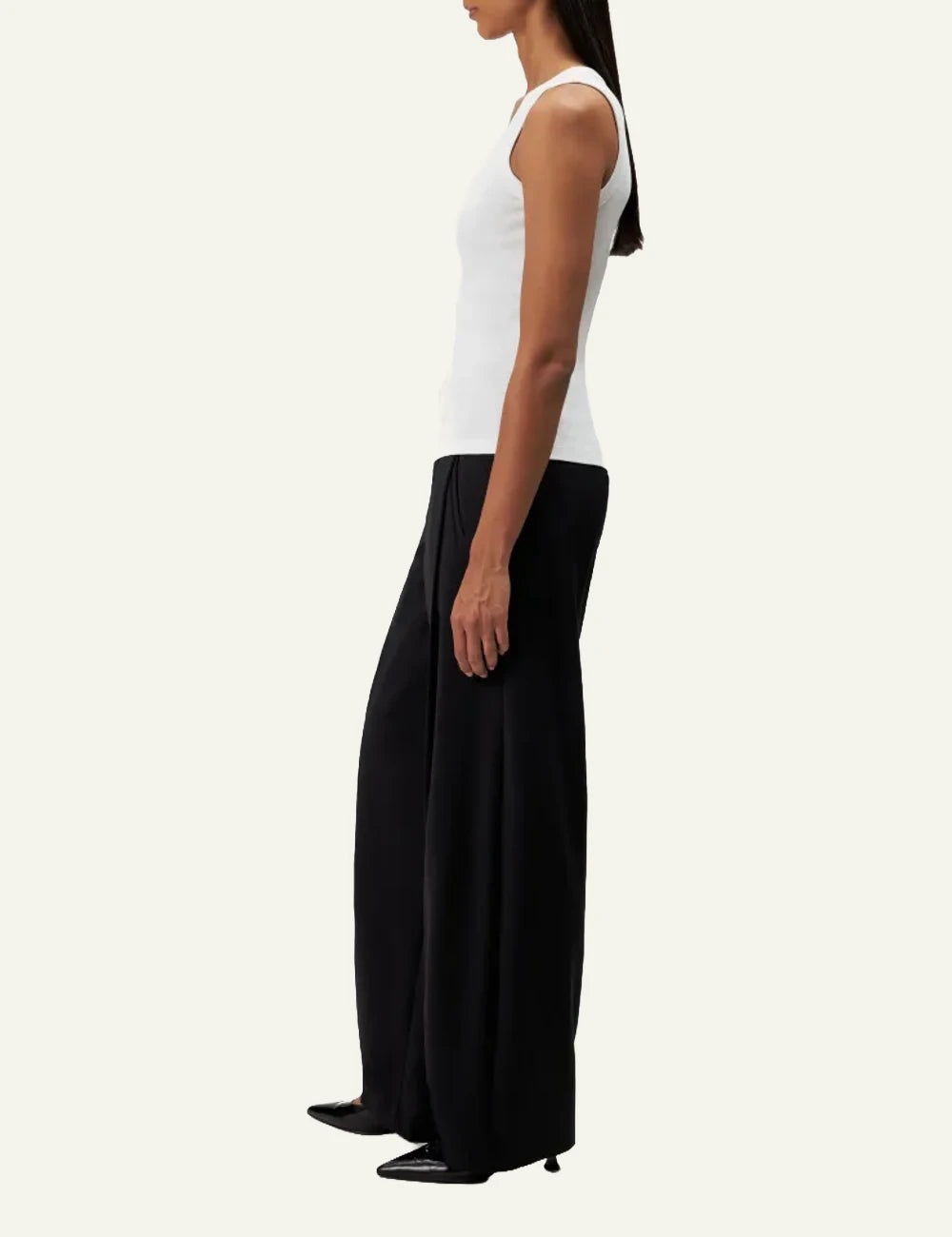 Women's DRYKORN white ribbed cotton tank top with scoop neck and slim fit side