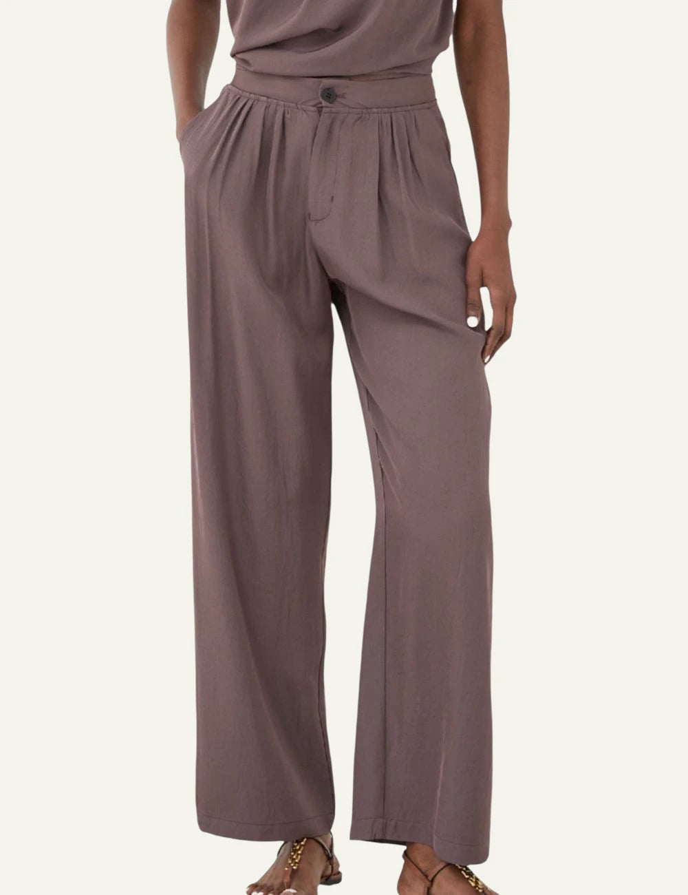 Eleh wide leg pants brown high waist front model view