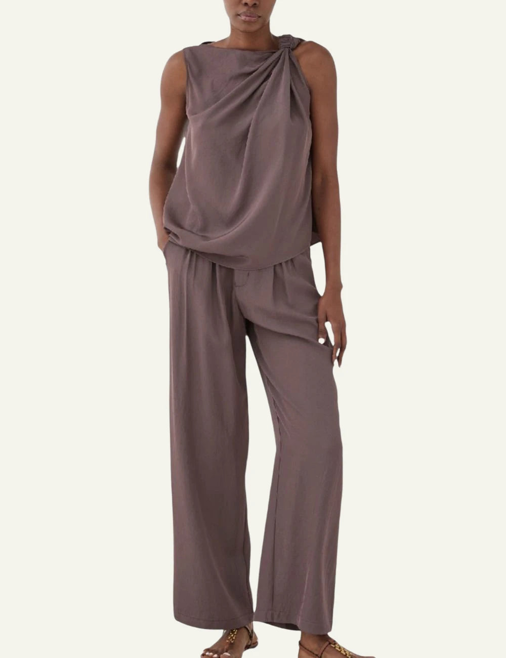 Eleh wide leg pants brown high waist front full body view