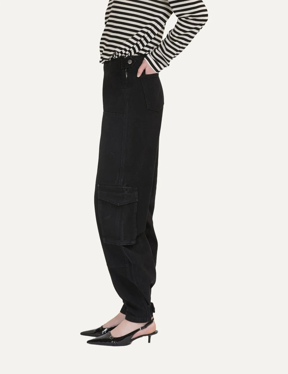 Eleh women's black high-waisted barrel leg jeans with oversized cargo flap pockets and curved seams side