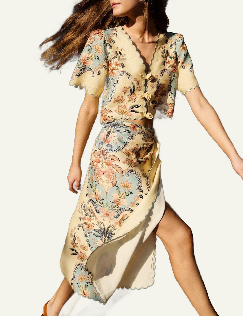 Farm Rio midi skirt beige side move view