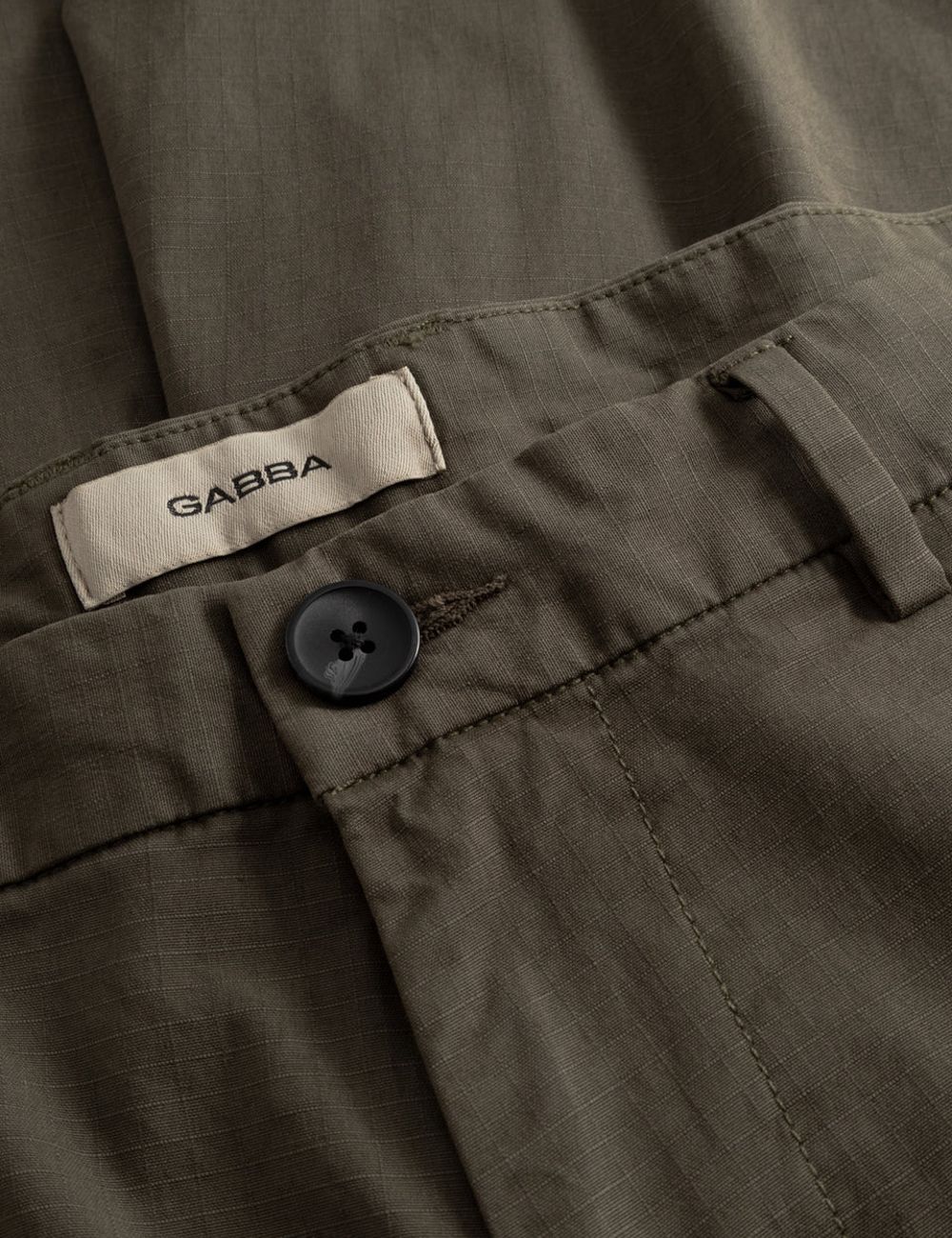Gabba cargo shorts relaxed fit khaki side pockets front detail view