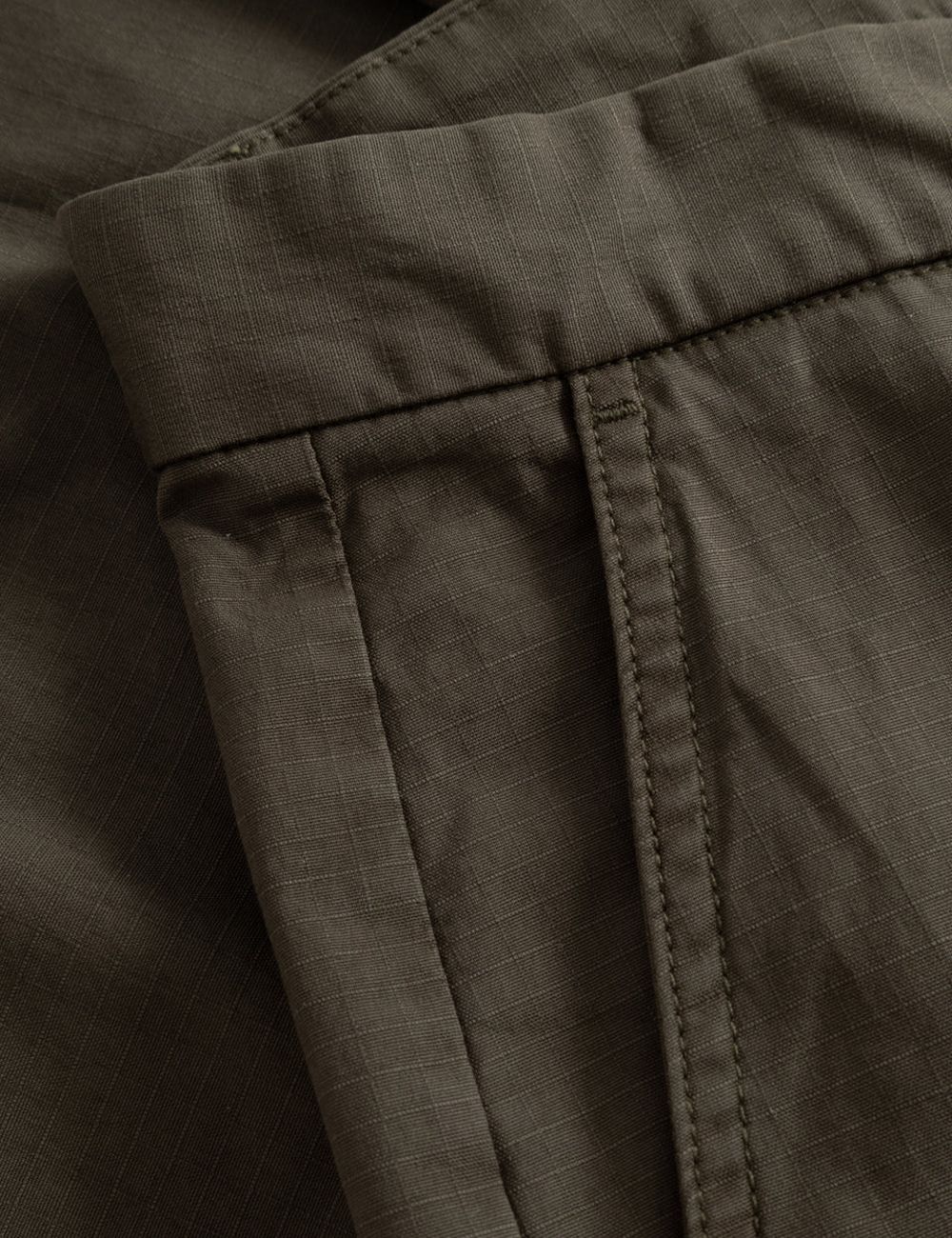 Gabba cargo shorts relaxed fit khaki side pockets front detail view