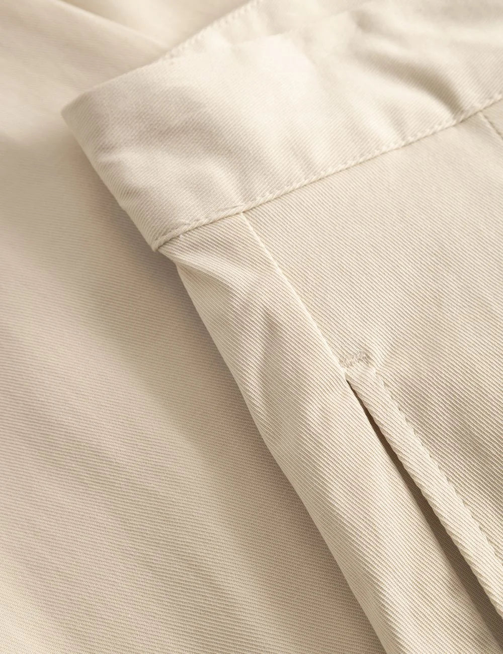 Gabba cropped trousers beige relaxed fit pleated pocket view