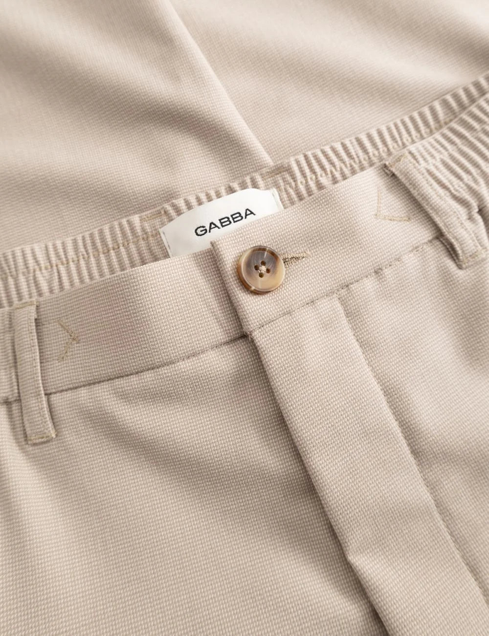Gabba linen pants beige relaxed fit elastic waist front detail view