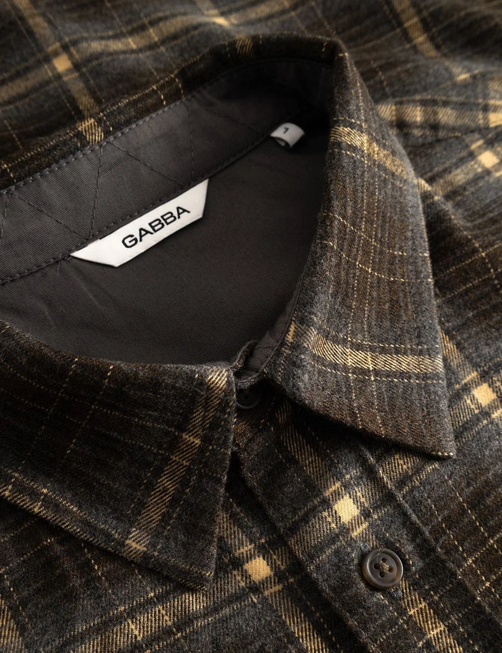 Gabba Men’s Dark Green Brown Checked Long-Sleeve Shirt detail
