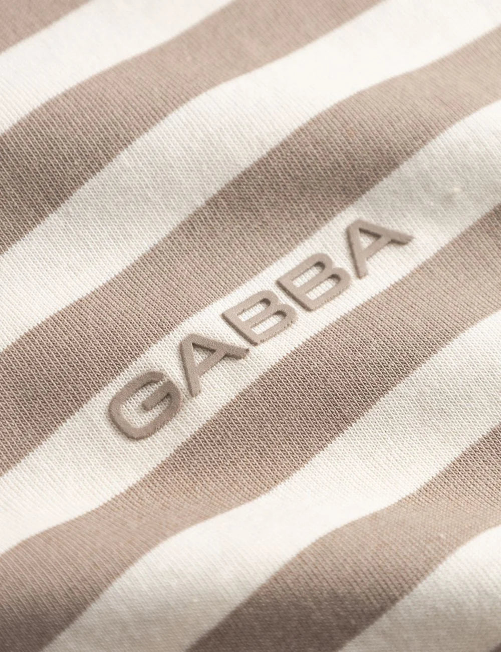 Gabba striped t-shirt beige white logo chest front logo view