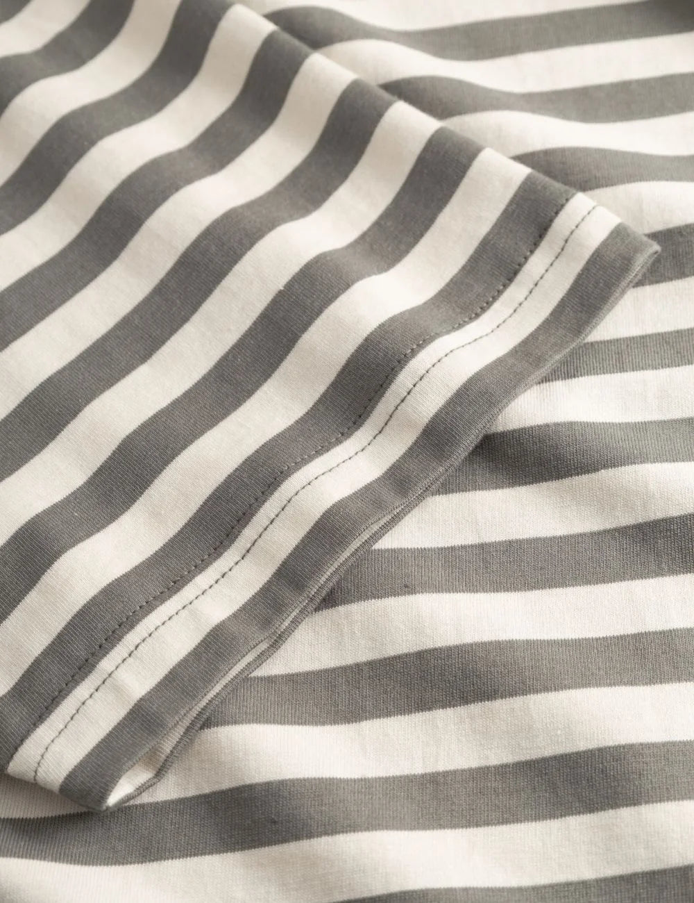 Gabba striped t-shirt grey off white logo chest detail view
