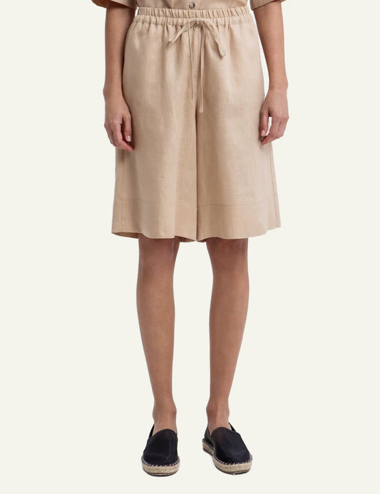 Greek Archaic Kori beige bermuda shorts elastic waist front view