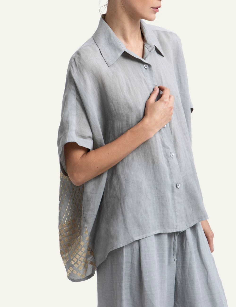 Greek Archaic Kori grape grey loose shirt side model view
