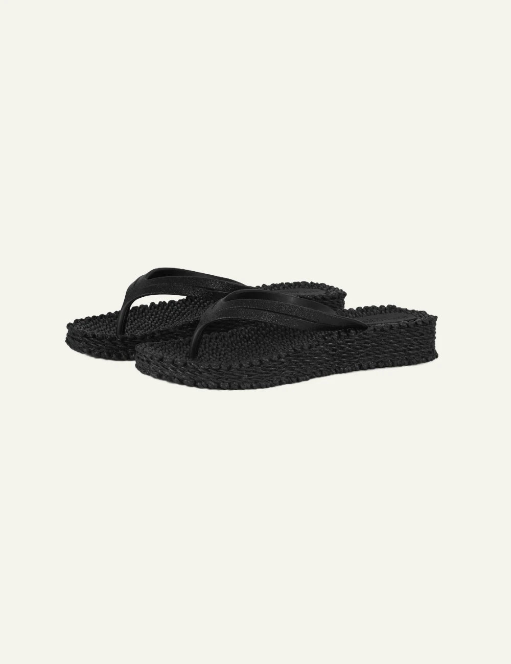 Ilse Jacobsen flip flops black double glitter strap platform braided sole angled view