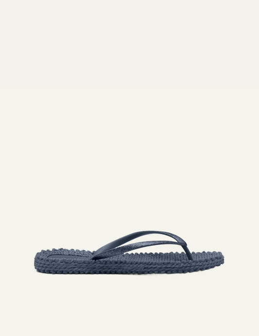 Ilse Jacobsen flip flops blue glitter strap braided sole side view