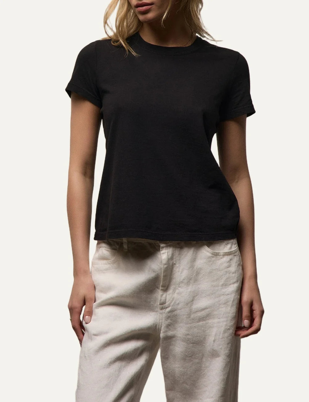 James Perse women's black cotton short sleeve crewneck T-shirt model