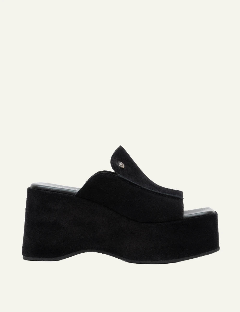 komis komis e212 platform sandals nero suede flatform side view