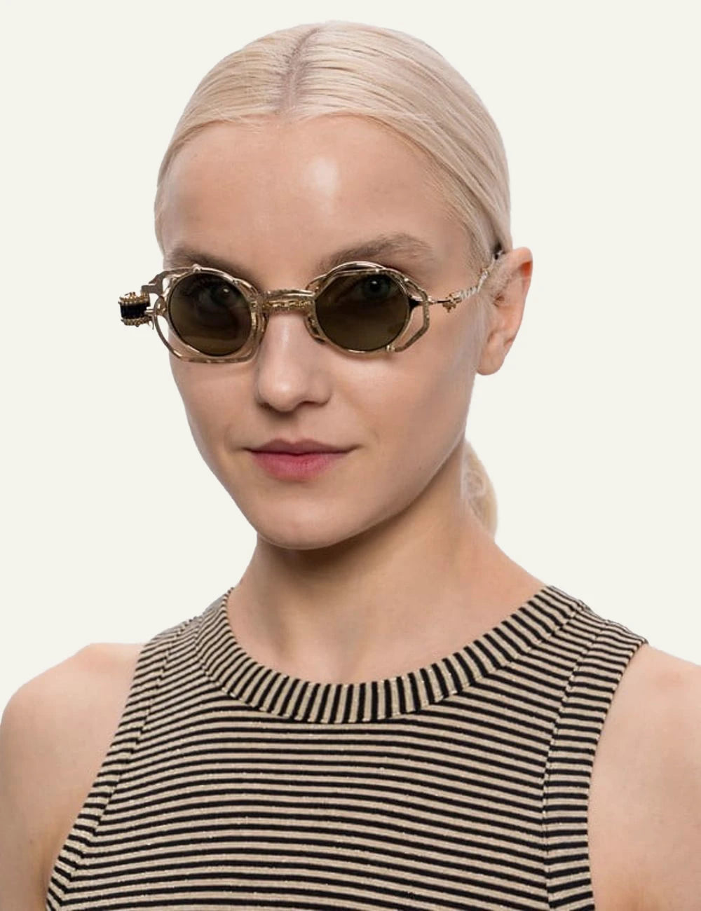 Kuboraum gold frame sunglasses me green round lenses gear detail front model view