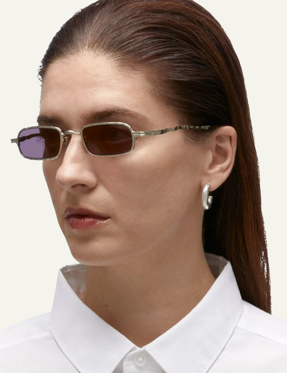 Kuboraum Z18 sunglasses light gold front model view