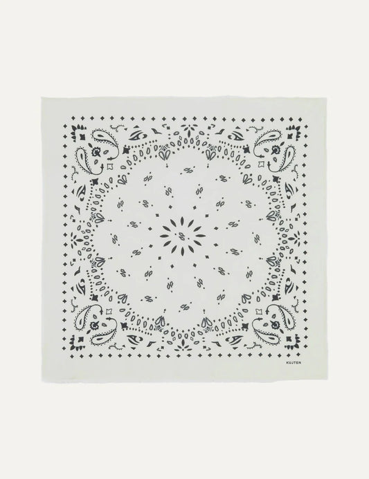 Kujten Grand Bandana Hachiko white cashmere scarf with black bandana print and fringed edges