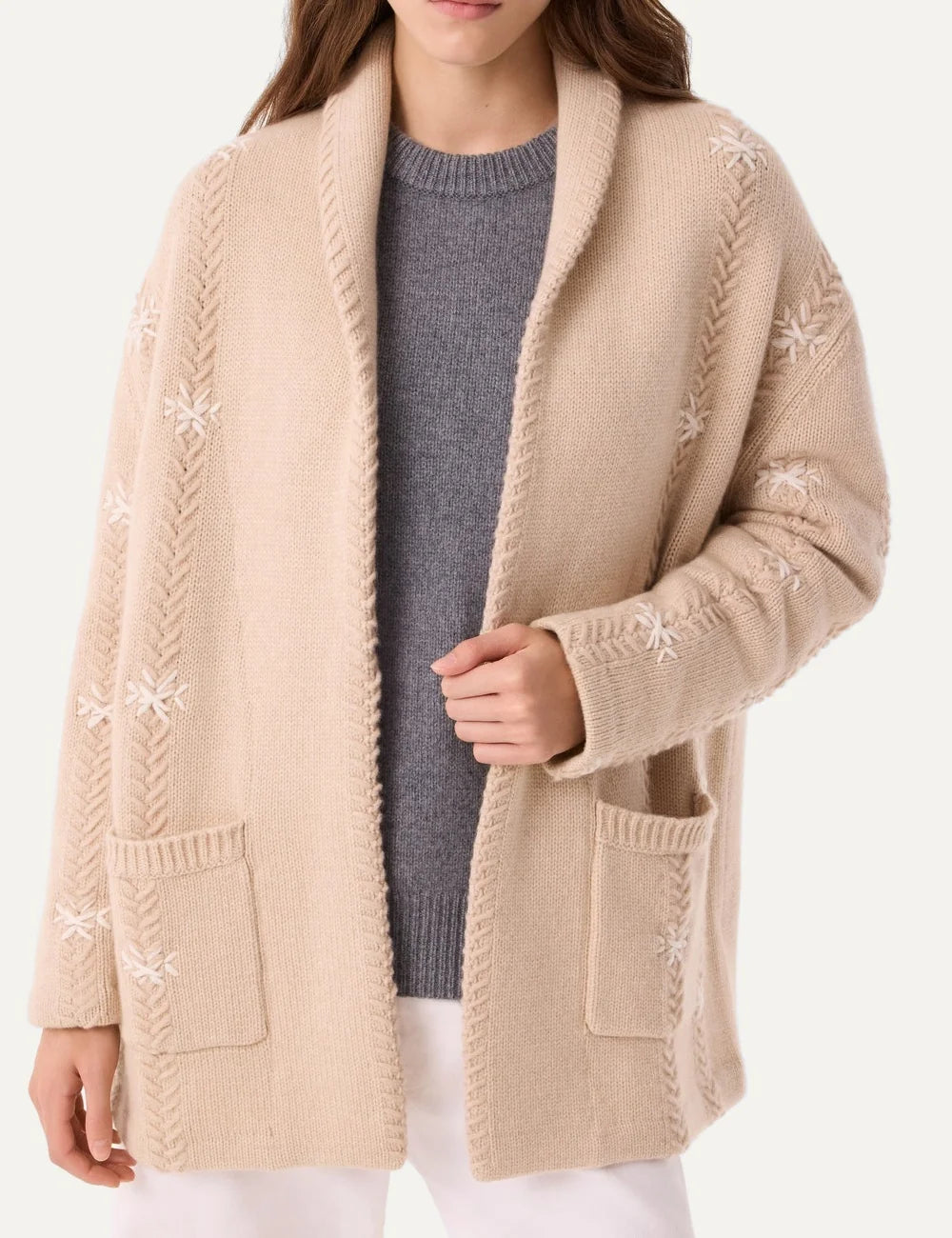 Kujten women Cody Flake Organic beige cashmere cardigan with hand-embroidered snowflakes and shawl collar model