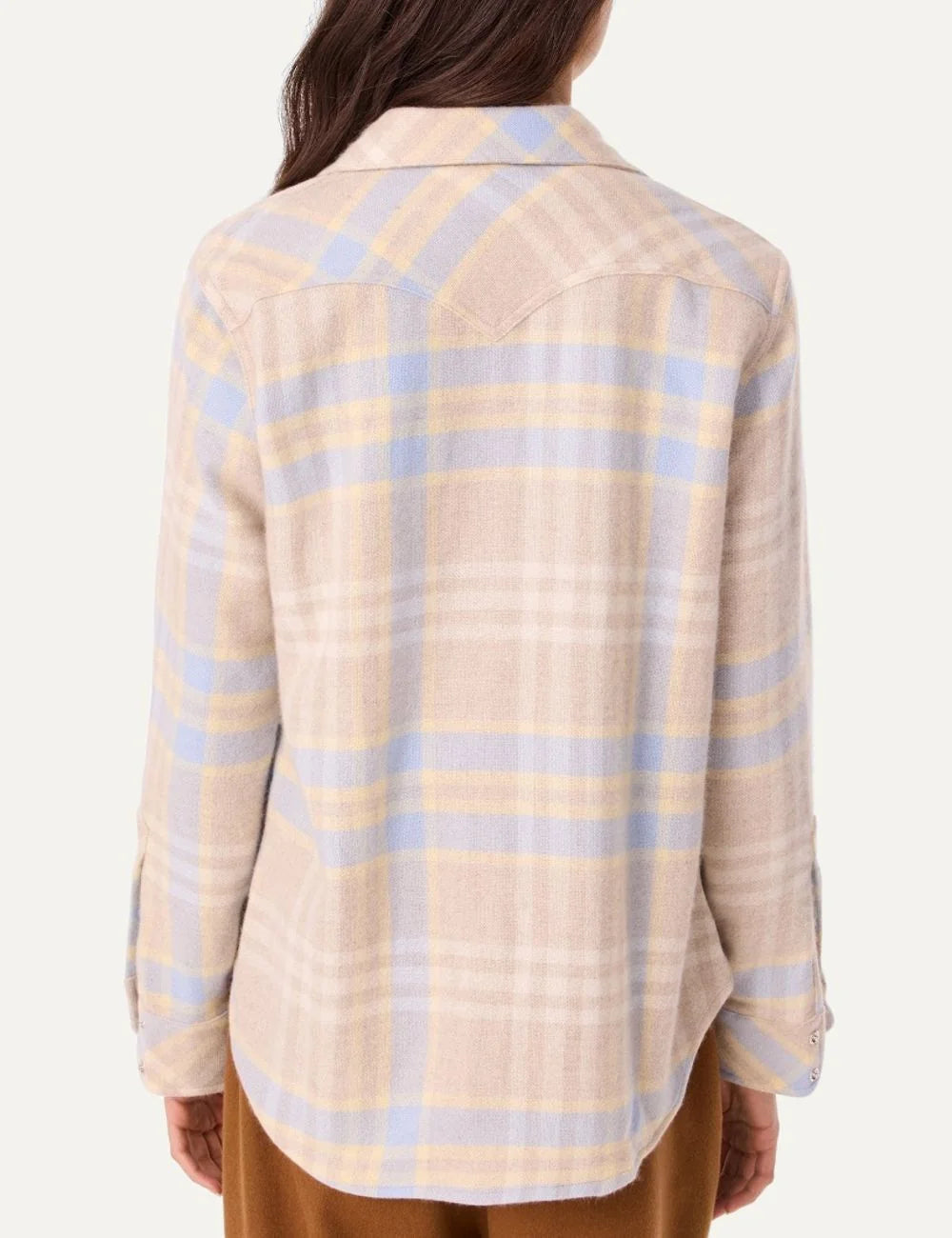 Kujten women Lumber Celeste Anise cashmere overshirt with beige blue and yellow check pattern back