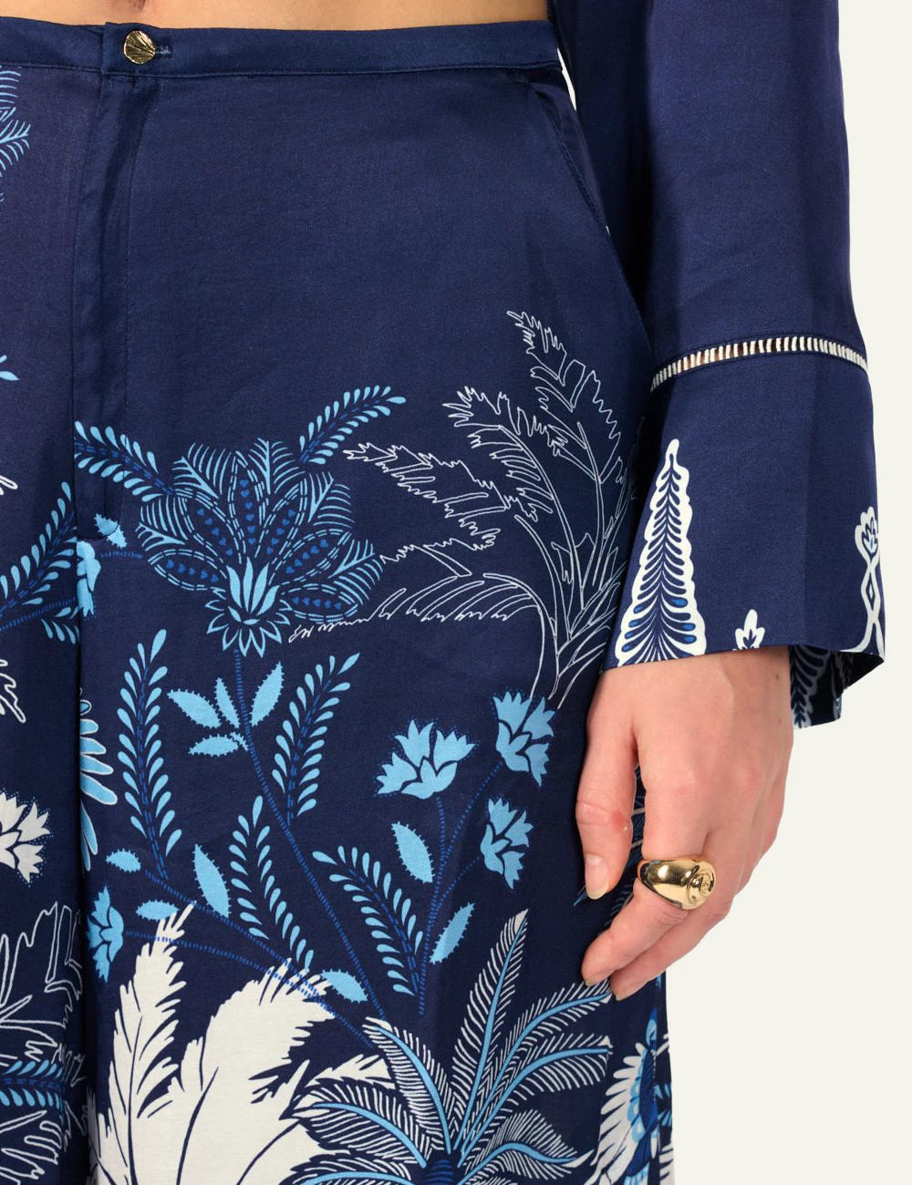 La Poupette Clea pants navy floral satin wide leg front detail