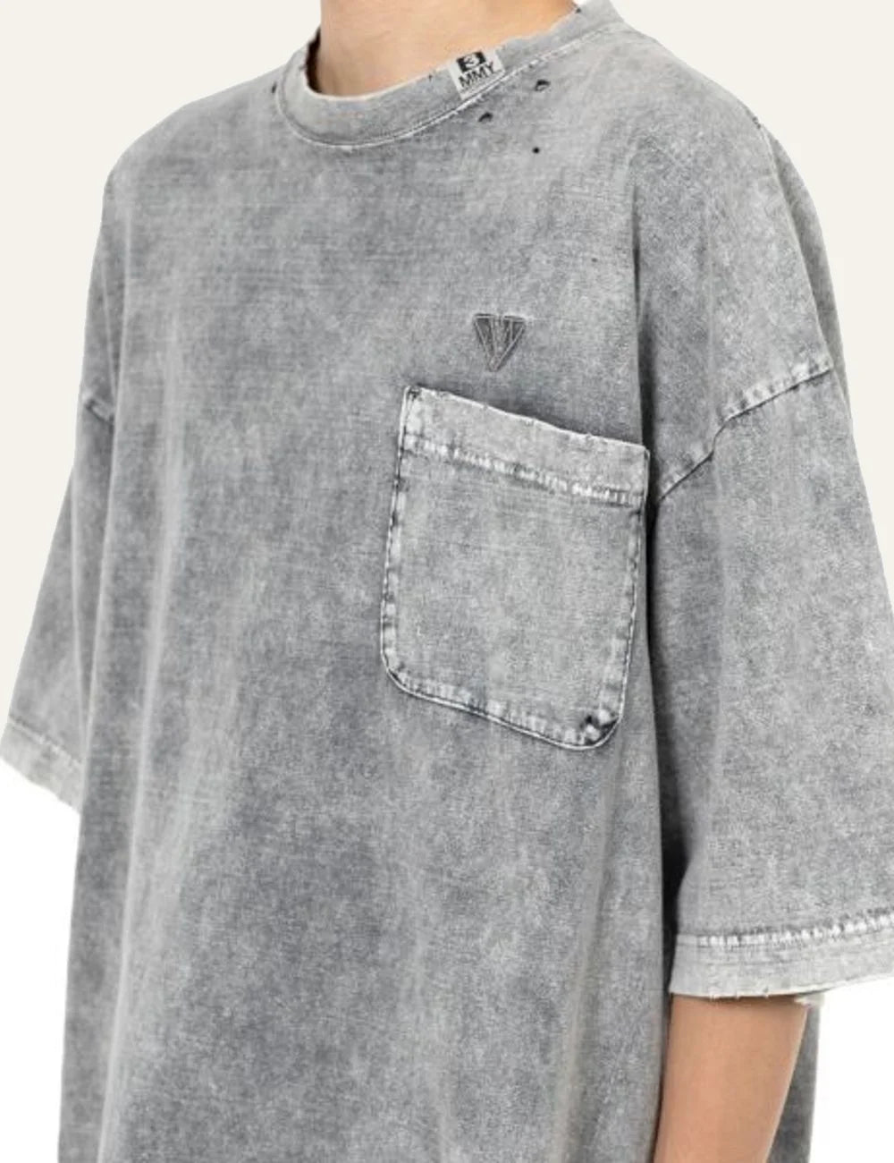 Maison Mihara Yasuhiro t-shirt detail chest pocket embroidered logo