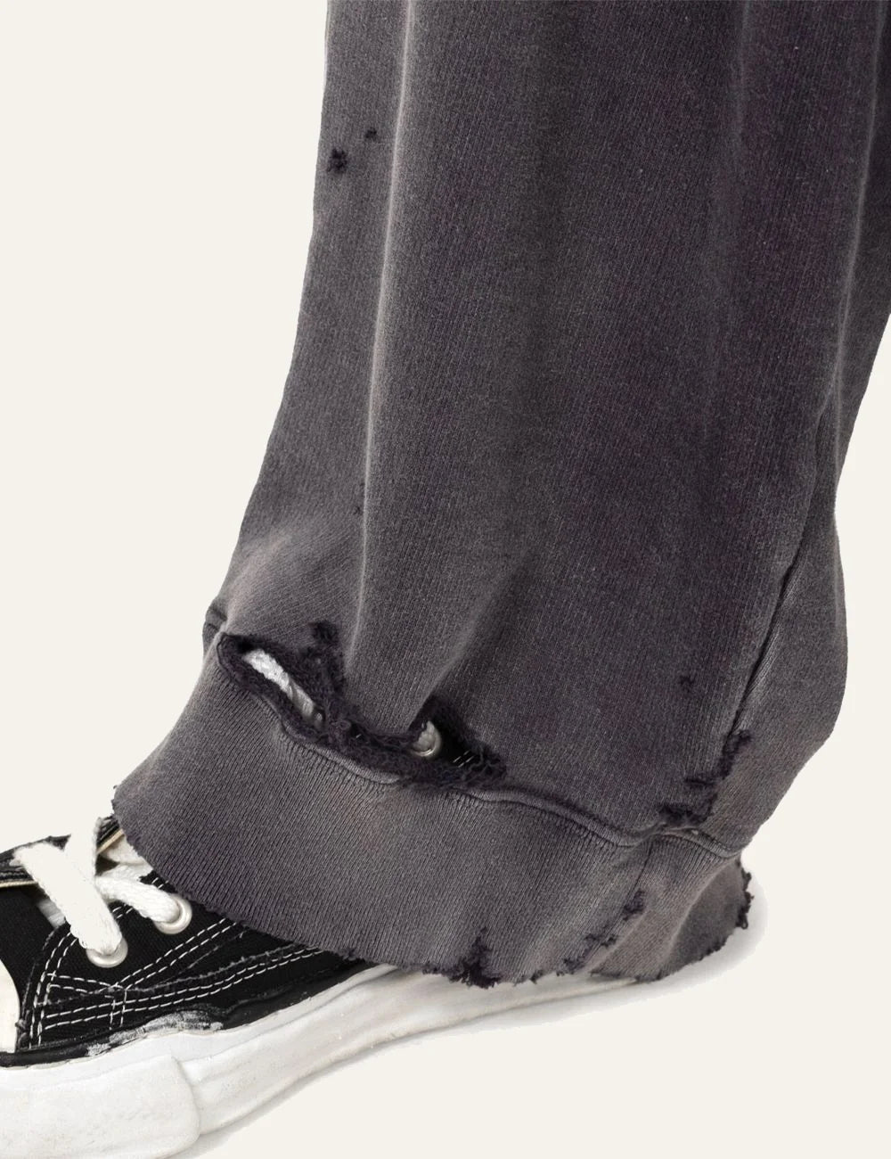 Maison Mihara Yasuhiro sweat pants hem distressed cotton detail