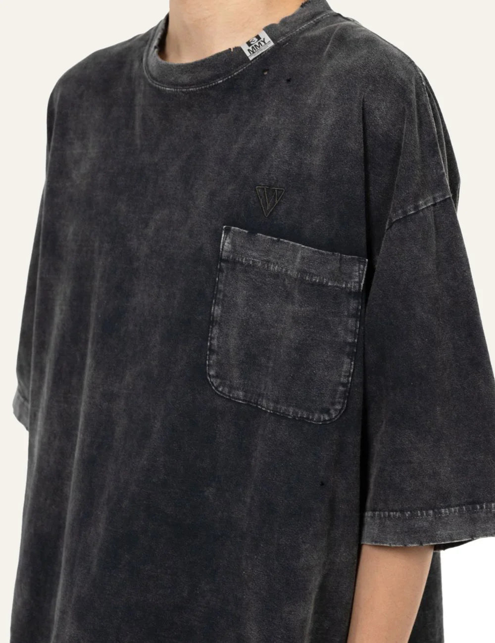 Maison Mihara Yasuhiro t-shirt chest pocket embroidered logo detail