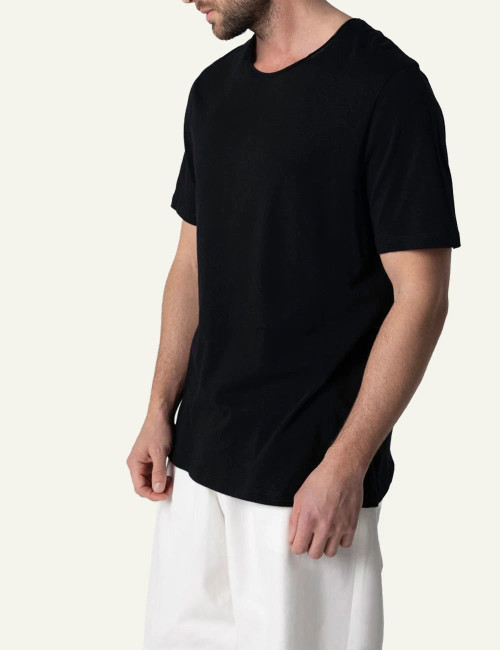 Majestic Filatures black t-shirt crewneck side