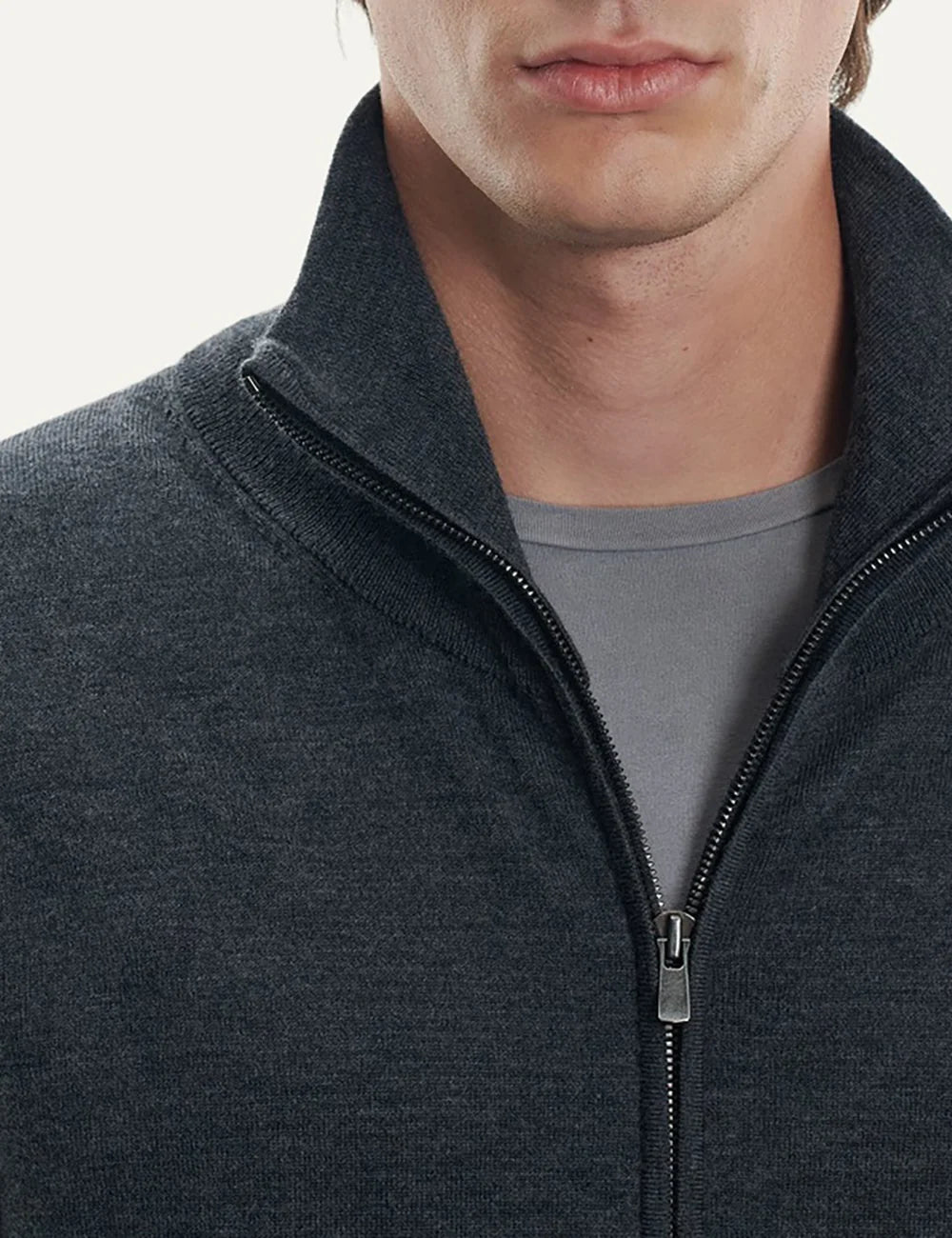 Majestic Filatures men's charcoal merino wool zip-up cardigan detail