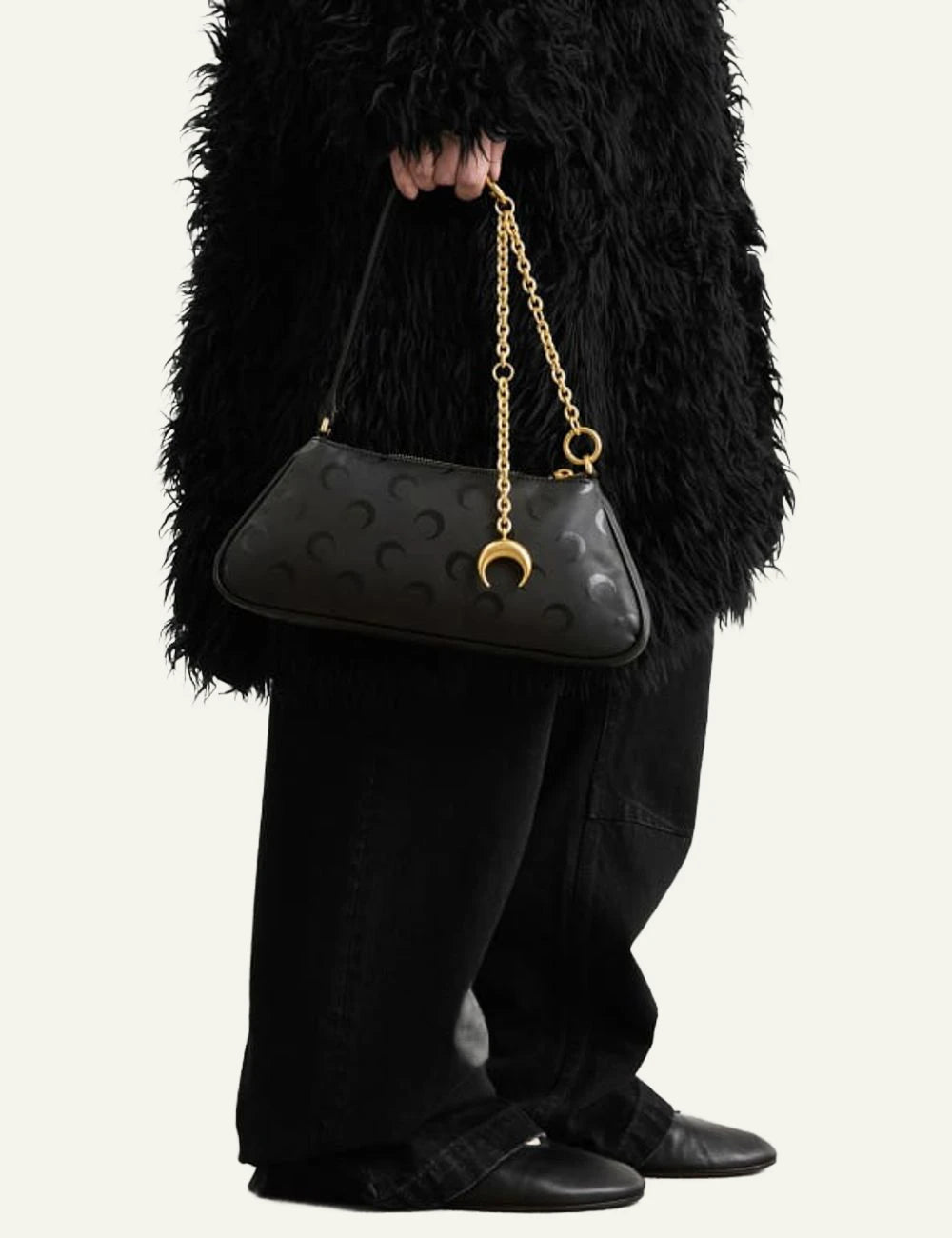 Marine Serre moon pattern shoulder bag black me xrysi alusida front model view