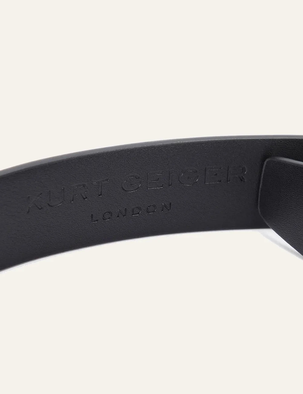 Kurt Geiger Mayfair belt εσωτερική όψη με embossed Kurt Geiger London logo