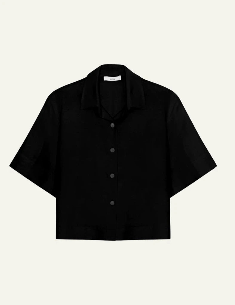 Milla shirt s s black cropped short sleeve front