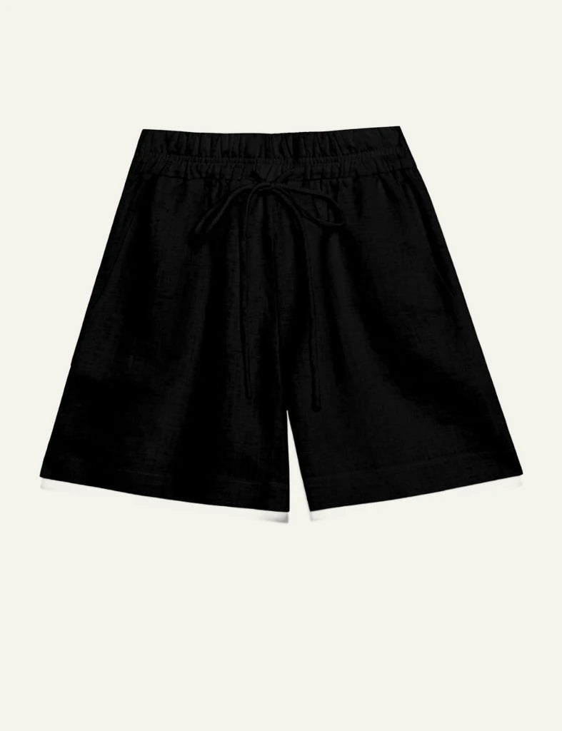 Milla shorts black elastic waistband loose fit front