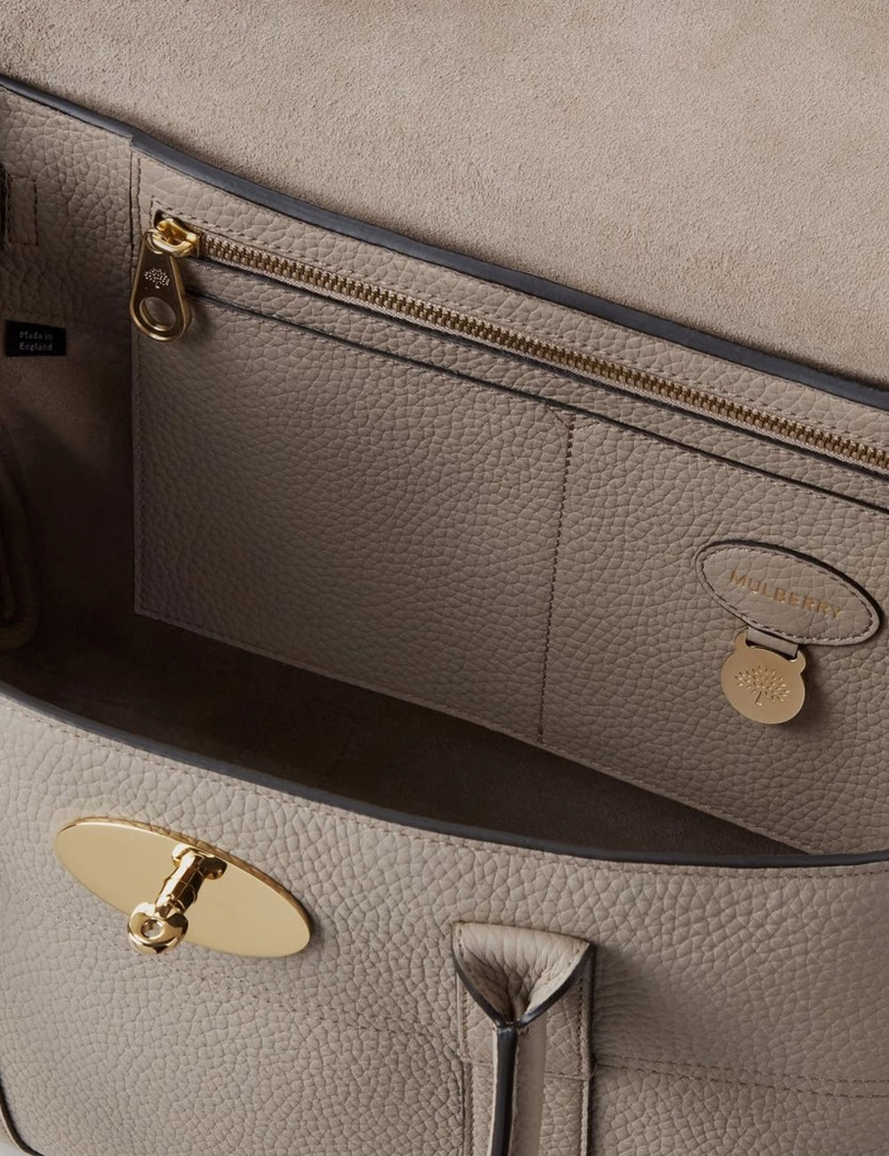 Mulberry women's light greige grained leather shoulder bag with double top handles, gold-tone Postman's Lock and hanging leather fob top