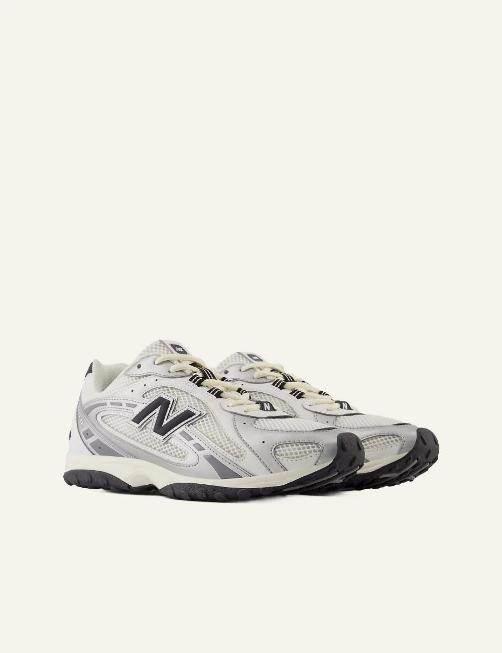 New Balance 204L white grey mesh sneakers with black N logo profil view