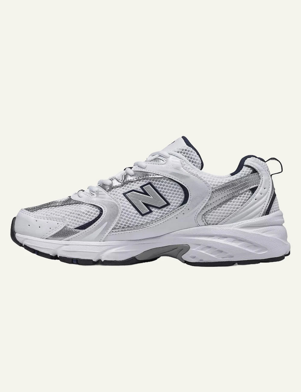 New Balance 530 sneaker white silver profil view