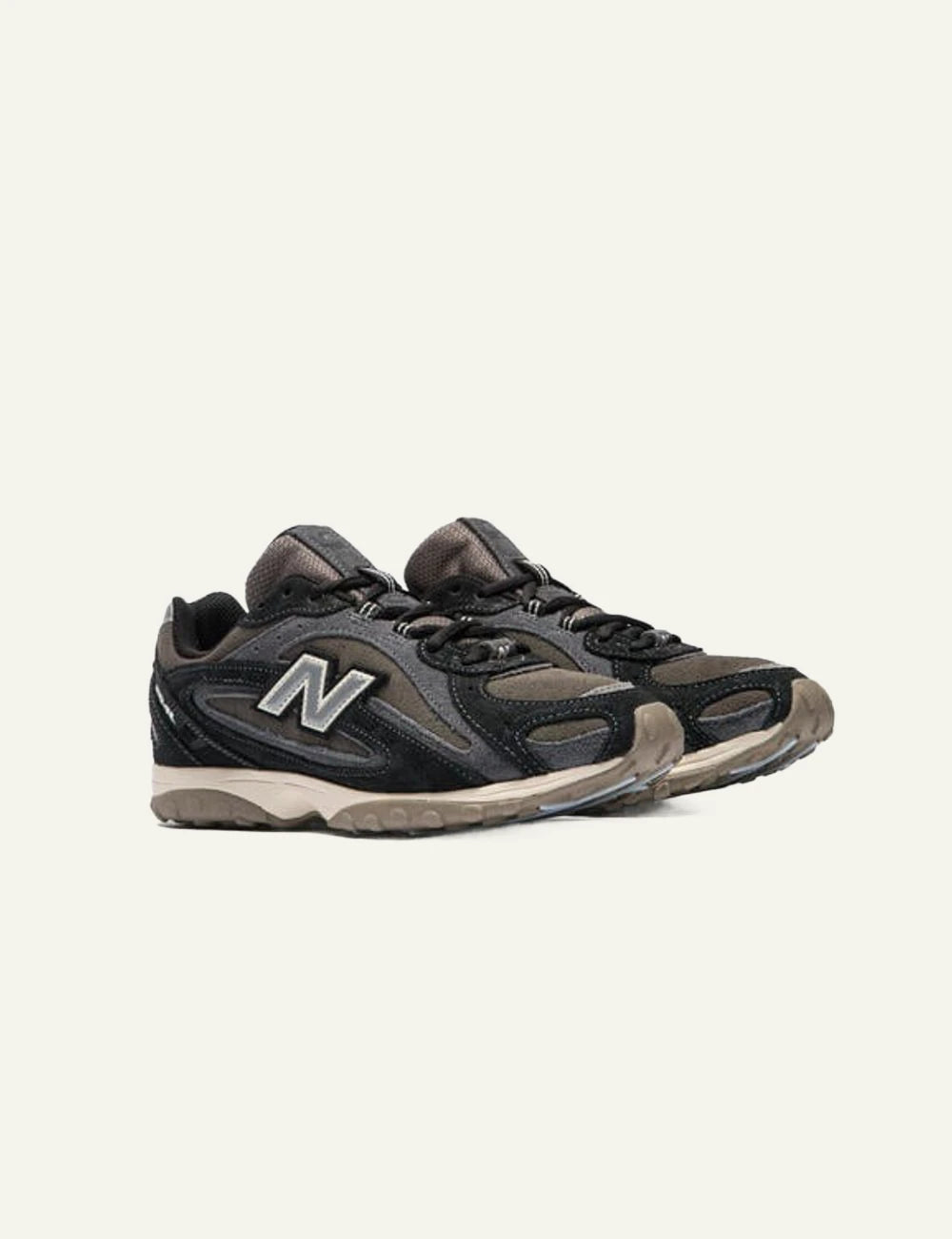 New Balance Classics Brown sneakers suede mesh profil view