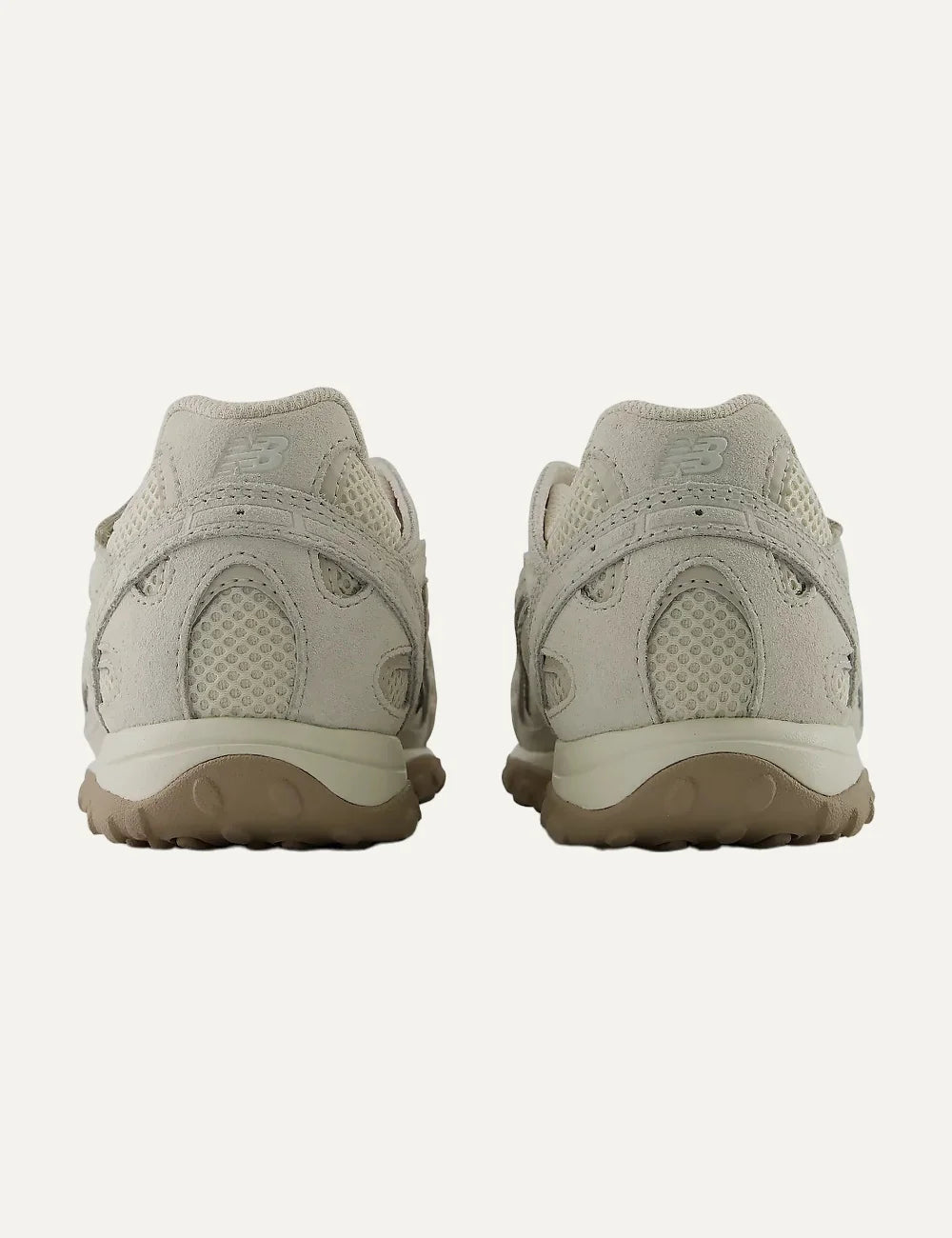 New Balance unisex off-white suede and mesh low profile sneakers back