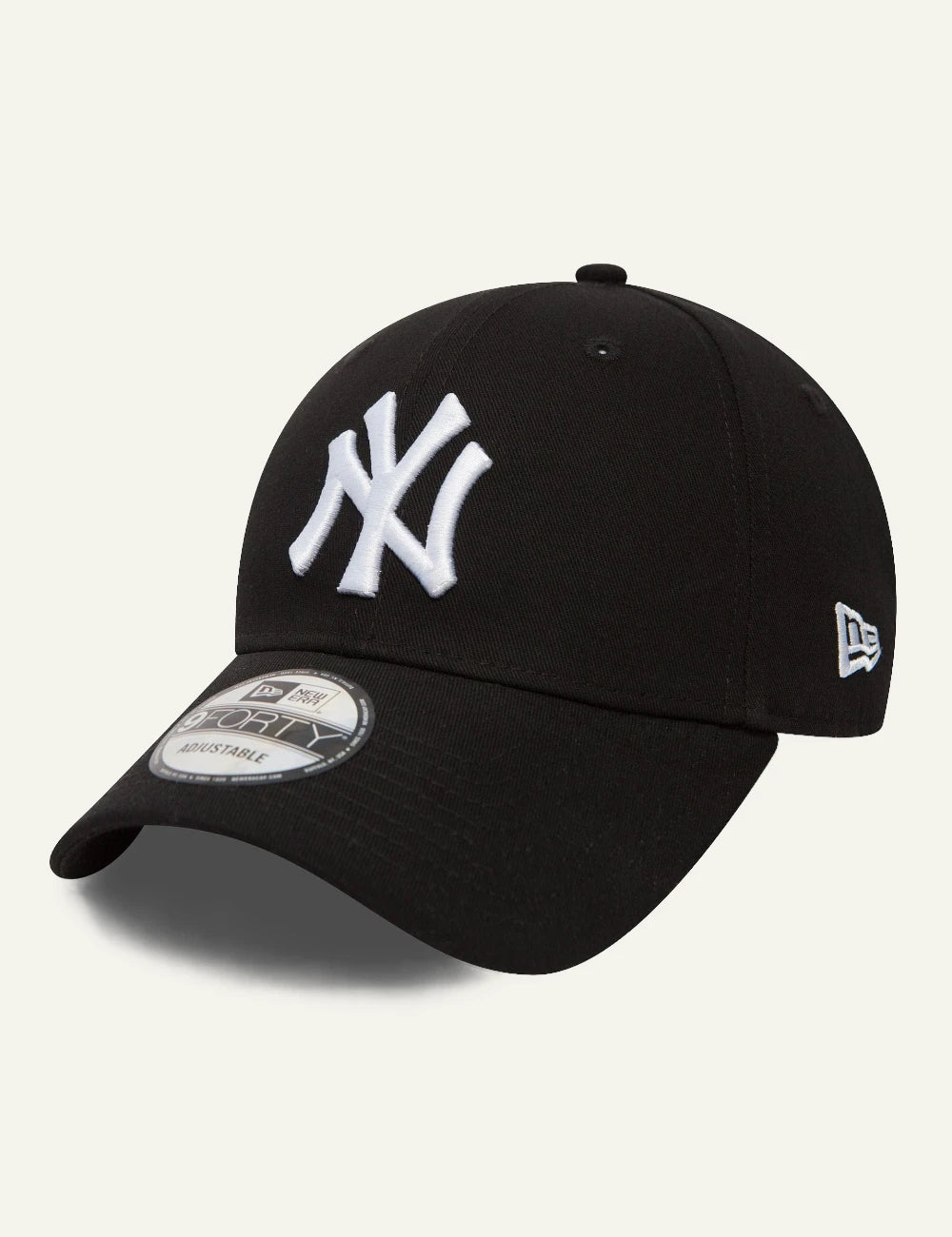 New Era NY Yankees cap black white logo curved visor side view