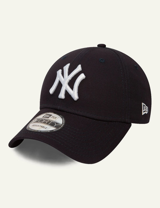 New Era NY Yankees cap navy white logo curved visor side view