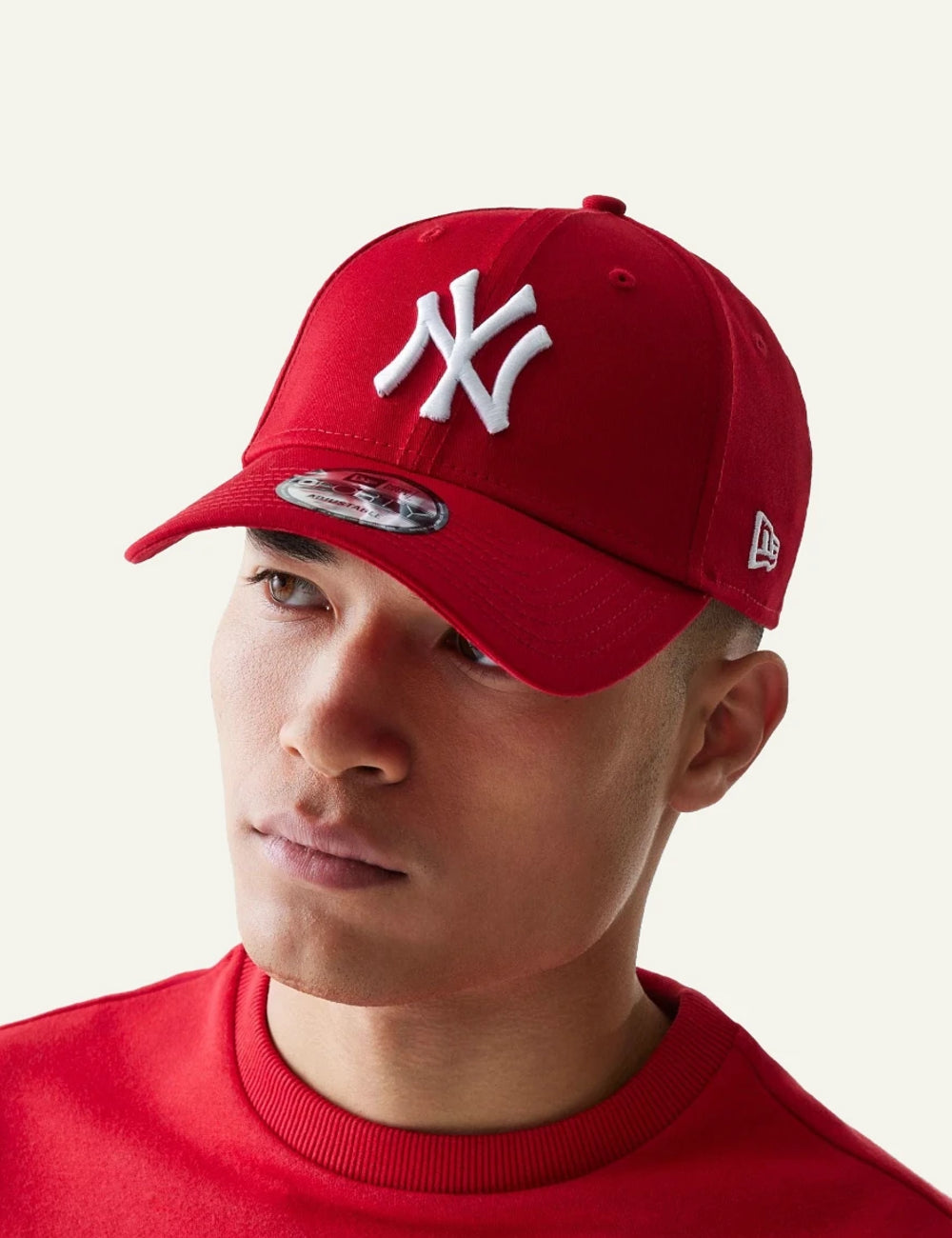 New Era NY Yankees cap red white logo curved visor side model_view