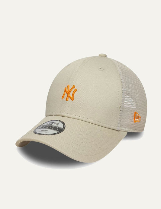 New Era New York Yankees trucker cap cream orange logo front view